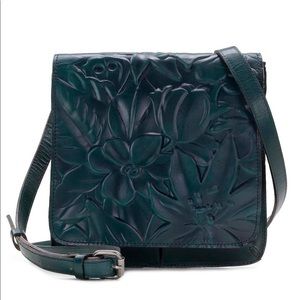 NWT! Patricia Nash Floral Denise crossbody!